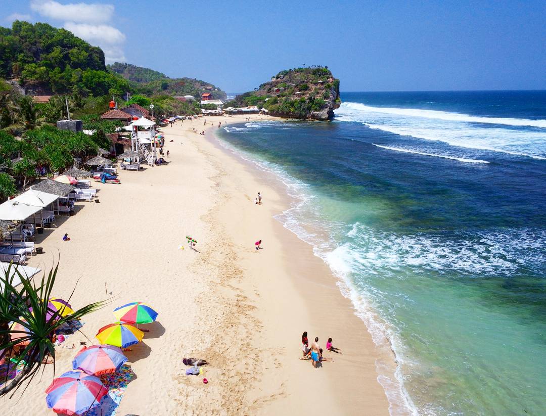 Tempat Wisata Pantai Di Jogja Terbaru