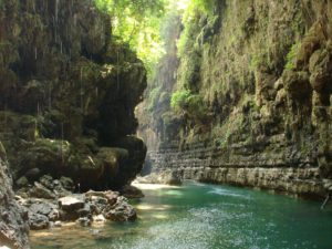 Pesona Keindahan Green Canyon, Destinasi Tempat Wisata di Jawa Barat Cocok Untuk Kalian Pecinta Rafting