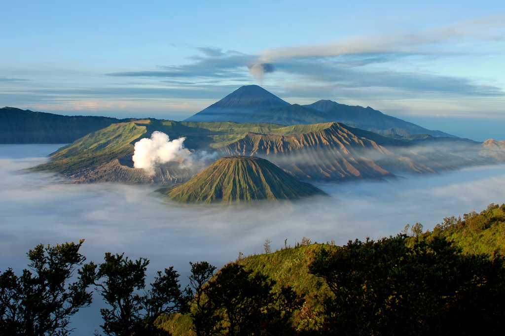 Lokasi 7 Tempat Wisata Alam di Indonesia Yang Pasti