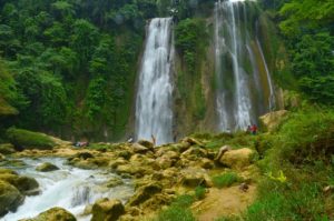 Tempat Wisata Alam Curug Cikaso, Salah Satu Destinasi Tempat Wisata di Jawa Barat Yang Membuat Pandanganmu Tak Bisa Berpaling Darinya