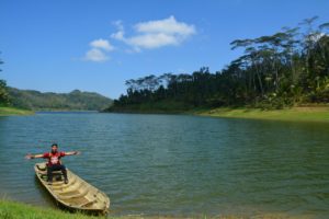 Lokasi dan Harga Tiket Masuk Waduk Sermo Kulon Progo, Destinasi Danau Tersembunyi Dibalik Kota Jogja