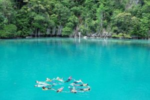 Lokasi dan Rute Menuju Blue Lagoon Sulawesi Tengah, Destinasi Wisata Pantai Yang Membuatmu Betah Disana