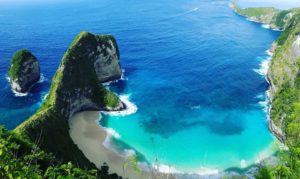 Harga Tiket Masuk dan Lokasi Pantai Kelingking, Surga Wisata Yang Tersembunyi di Balik Nusa Penida Bali