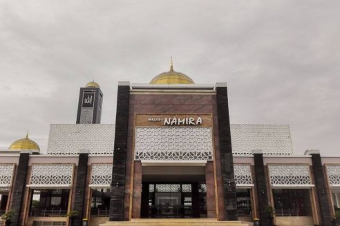 Lokasi dan Alamat Masjid Namira Lamongan, Masjid Megah Nan Kokoh dengan Arsitektur Modern