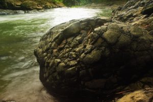 Lokasi dan Harga Tiket Masuk Lava Bantal Sleman, Ketika Batuan Vulkanik Berubah Menjadi Spot Wisata Menarik