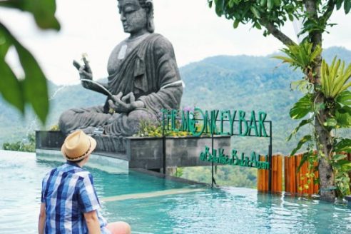 Alamat The Monkey Bar at Bella Vista Bali, Spot Wisata Yang Cocok Untuk Kalian Yang Suka Nongkrog