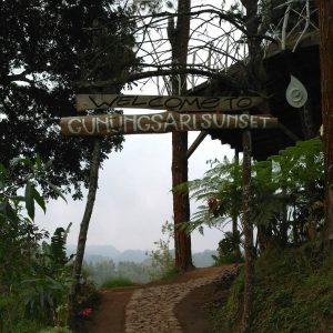 Lokasi dan Harga Tiket Masuk Gunung Sari Sunset Malang, Destinasi Wisata Ngehits Untuk Pemburu Sunset
