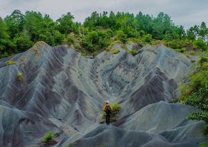 Harga Tiket Masuk dan Lokasi Gumuk Pasir Sumalu Sulawesi Selatan, Surga Wisata Yang Tersembunyi di Tanah Toraja
