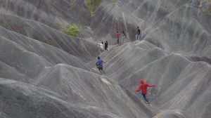 Harga Tiket Masuk dan Lokasi Gumuk Pasir Sumalu Sulawesi Selatan, Surga Wisata Yang Tersembunyi di Tanah Toraja