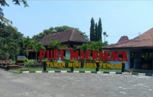Lokasi dan Harga Tiket Masuk Puri Maerkoco Semarang, Serunya Berwisata Sambil Belajar Mengenal Rumah Adat Jawa Tengah