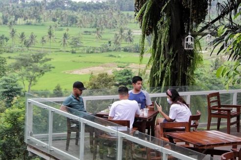 Jam Buka dan Lokasi Cafe Tebing Jember, Serunya Menikmati Kopi Diatas Ketinggian