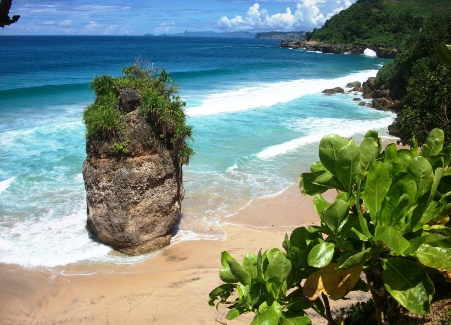 Lokasi 5 Tempat Wisata Alam Pantai Di Tulungagung Yang