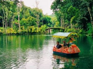 Lokasi dan Harga Tiket Masuk Waduk Andeman Turen Malang, Serunya Bermain Air Ditengah Pohon Bambu Ala Jepang