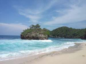 Lokasi Dan Rute Menuju Pantai Selok Malang, Pesona Wisata Pantai Baru Yang Tak Boleh Terlewatkan