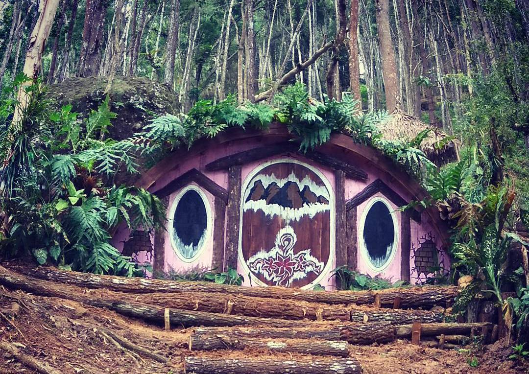 Alamat dan Harga Tiket Masuk Rumah Hobbit Jogja, Destinasi Wisata Baru di Bantul Rasa New Zealand