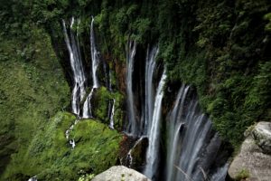 Alamat dan Rute Menuju Air Terjun Tumpak Sewu Lumajang, Surga Wisata Yang Tersembunyi di Jawa Timur