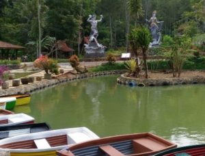 Harga Tiket Masuk dan Rute Menuju Taman Lembah Dewata Bandung, Destinasi Wisata Danau Yang Sangat Menggoda
