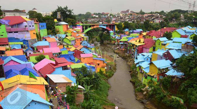 Alamat Lengkap Rumah Warna Warni Malang