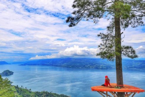 Harga Tiket Masuk Dan Lokasi Bukit Indah Simarjarunjung Sumut, Destinasi Wisata Apik Persembahan Dari Pulau Sumatera