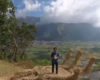 Harga Tiket Masuk dan Lokasi Bukit Monjet Sembalun, Spot Wisata Ngehits Terbaru dengan Gardu Pandang Tangan Raksasa di Lombok 