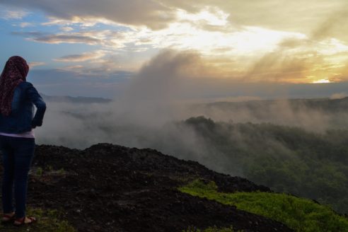 Lokasi dan Harga Tiket Masuk Gunung Ireng Gunung Kidul, Nikmati Keindahan Sunset dari Atas Kota Jogja