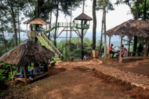 Lokasi dan Rute Rumah Pohon Pabangbon Leuwiliang Bogor, Spot Selfie Hits Yang Tak Boleh Terlewatkan