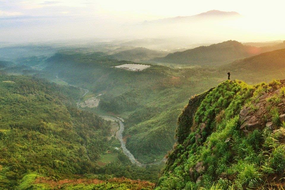 Lokasi dan Harga Tiket Masuk Gunung Batu Jonggol Bogor, Spot Wisata