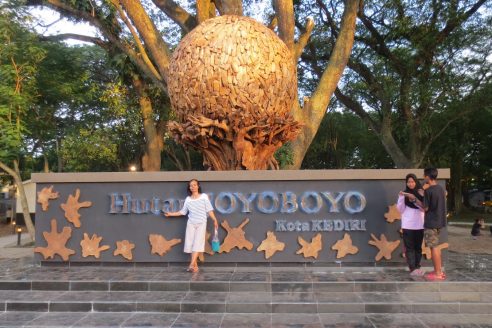 Lokasi dan Alamat Hutan Joyoboyo Kediri, Tempat Wisata Nongkrong Terbaru di Kota Tahu
