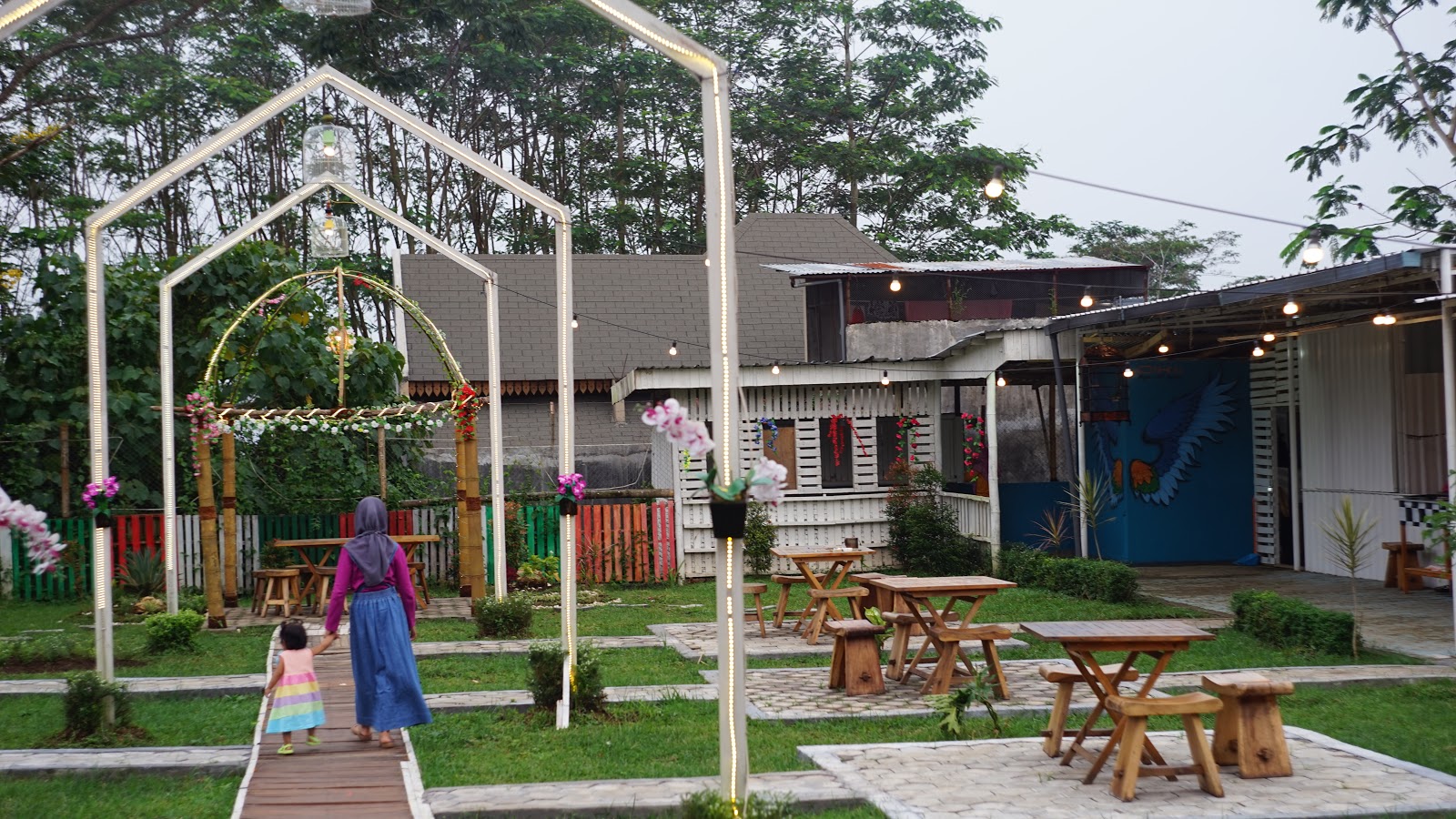 Jam Buka Dan Daftar Menu Oikii Café Dan Resto Malang Wisata