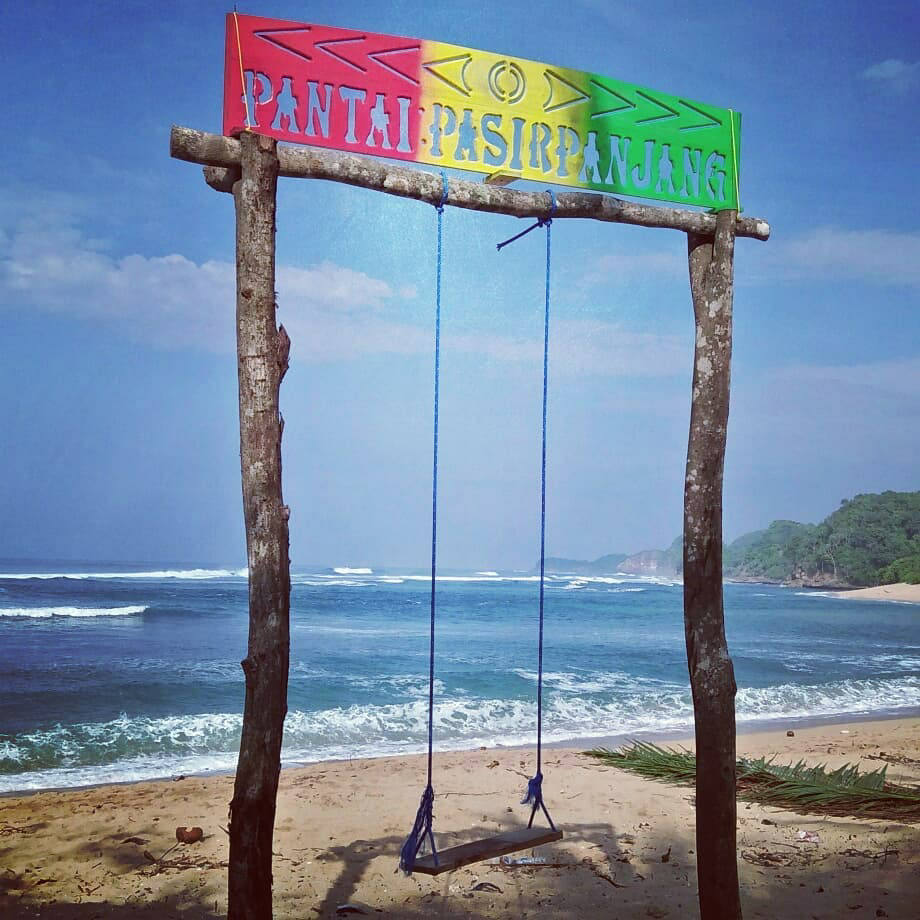 Lokasi dan Harga Tiket Masuk Pantai Pasir Panjang Malang, Suguhan