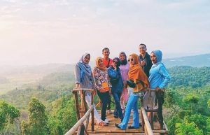 Harga Tiket dan Lokasi Bukit Katumbiri Purwakarta, Suguwan Wisata Klasik Yang Membuat Liburan Semakin Asyik