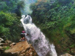 Rute dan Harga Tiket Masuk Curug Ciherang Sukamakmur Bogor, Spot Wisata Epic dengan Kesegaran Alami