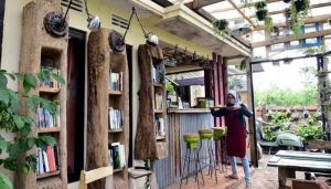 Lokasi dan Harga Menu Retrorika Cafe Batu, Tempat Nongkrong Asyik dengan Nuansa Jadul