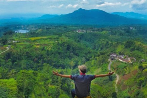 Harga Tiket Masuk dan Rute Puntok Geneng Poncol Magetan, Persembahan Wisata Alam dengan View Menakjubkan