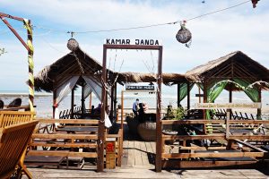 Lokasi dan Harga Tiket Pantai Jodoh Sampang, Eksotisme Pantai Yang Perlu Dijelajahi