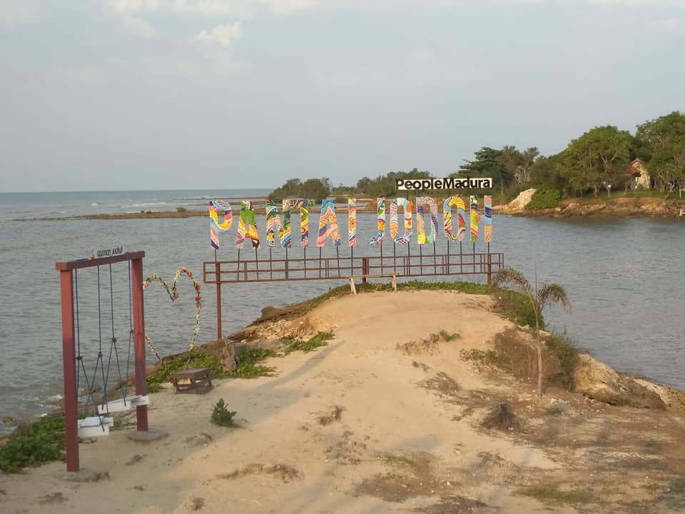 Lokasi dan Harga Tiket Pantai Jodoh Sampang Eksotisme 