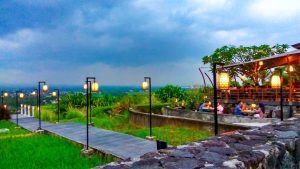 Lokasi dan Harga Menu Abhayagiri Restaurant Jogja, Wisata Kuniner Asyik dengan Konsep Heritage