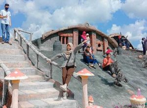 Harga Tiket Masuk dan Alamat Taman Wisata Refi Pekanbaru, Destinasi Wisata Hits Cocok Untuk Kalian Yang Suka Narsis