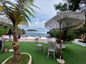 Lokasi dan Harga Tiket Masuk Pantai Slili Jogja, Pantai Hits dengan View Estetik