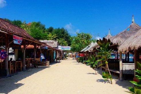 Lokasi dan Harga Tiket Masuk Pantai Slili Jogja, Pantai Hits dengan View Estetik