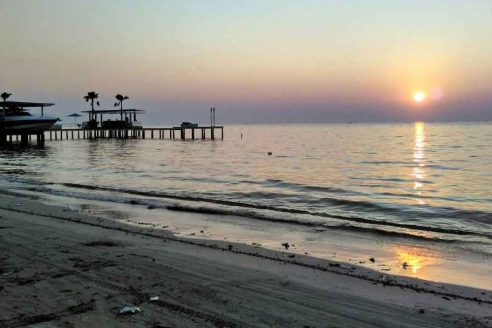 Lokasi dan Harga Tiket Masuk Pantai Teluk Awur Jepara, Tempat Favorit Untuk Berburu Sunset