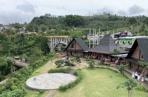 Jam Buka dan Lokasi Jembatan Kaca Sigandul View Coffee & Resto Temanggung, Tempat Nongkrong Asyik Dengan View Fotogenik