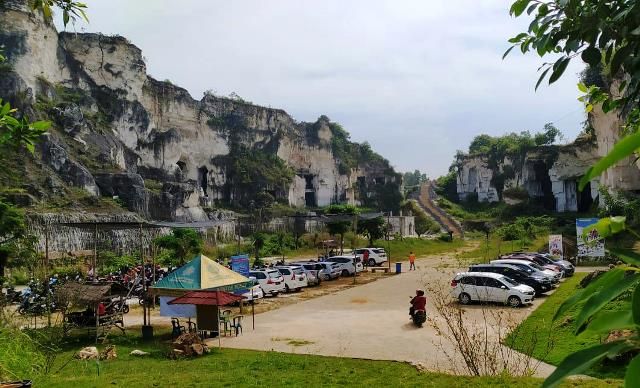 Lokasi dan Harga Tiket Masuk Setigi Gresik (Selo Tirto dan Giri), Pesona Keindahan Wisata Istana Batu Kapur