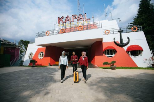 Harga Kamar dan Lokasi Kapal Garden Hotel Malang, Penginapan Unik Berasa Naik Kapal Pesiar