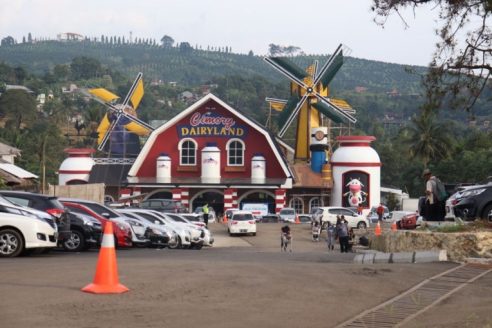 Jam Buka dan Lokasi Cimory Dairyland Puncak Bogor, Nikmati Sensasi Liburan Berasa Di Negeri Dongeng