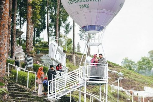 Lokasi dan Harga Tiket Masuk Kembang Langit Park Batang, Pesona Wisata Alam Dengan Beragam Spot Kekinian